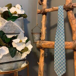 Vintage Blue and White Briar Silk Neck Tie